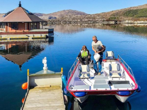 Two-Bedroom Holiday home in Kalvåg